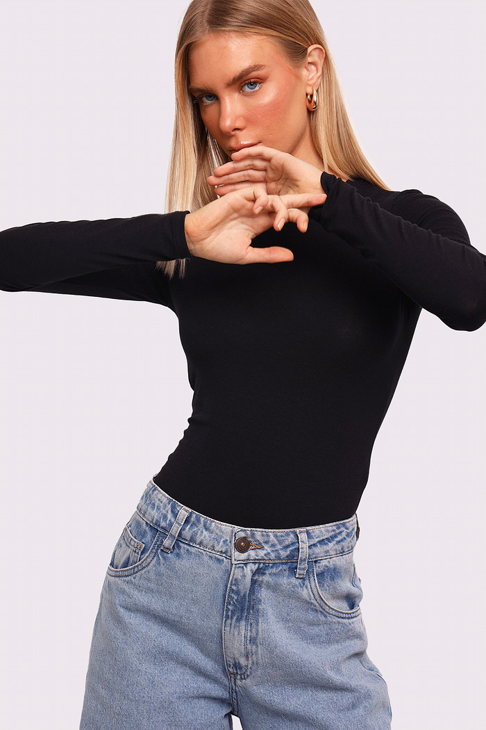 blusa manga longa preta monday mundo lolita