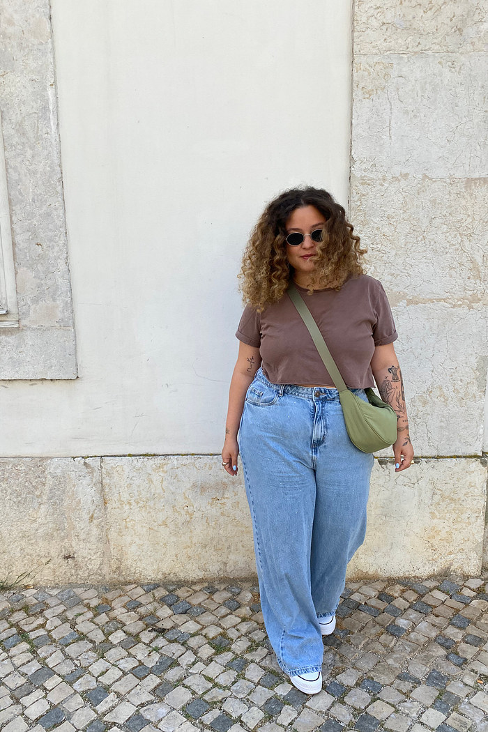 t-shirt cropped marrom rossy mundo lolita