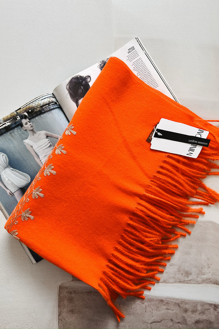 Lenço Cashmere Bordado – Mini Moni