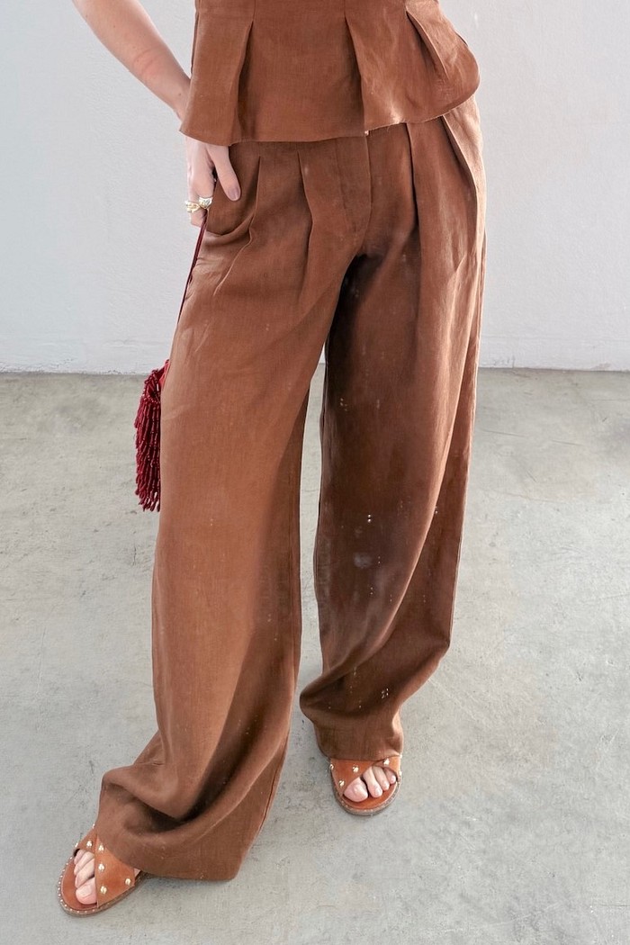 Calça de Alfaiataria Linho Charlotte Marrom – MiniMoni