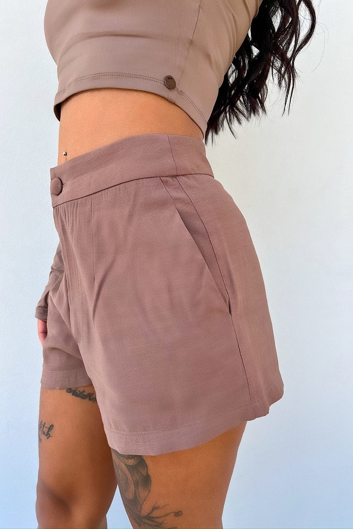 Shorts de Alfaiataria Nathalie Marrom - Mini Moni