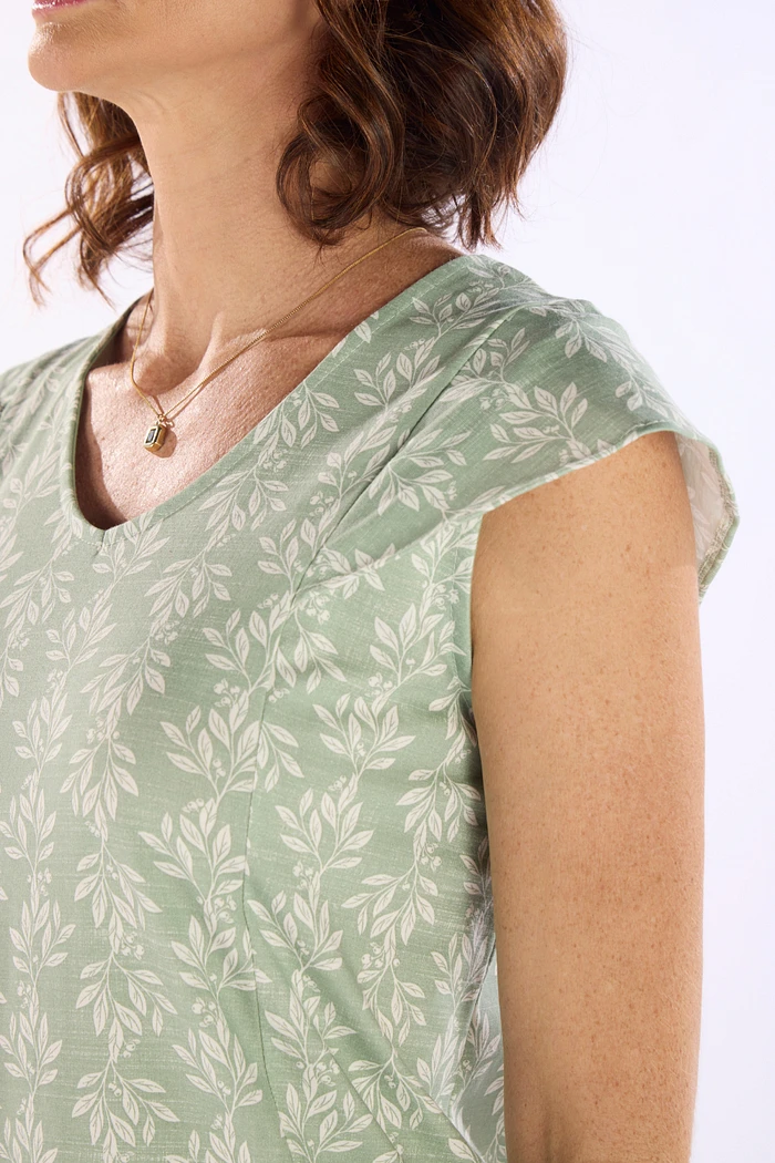 CAMISOLA REGATA EM MALHA ROTATIVA FEMININO 