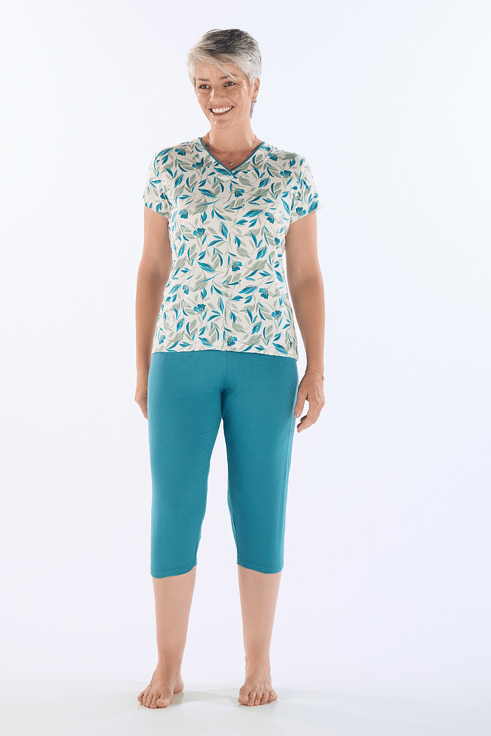 PIJAMA MEIA MANGA EM VISCOLYCRA ROTATIVA COM CAPRI EM VISCOLYCRA FEMININO 