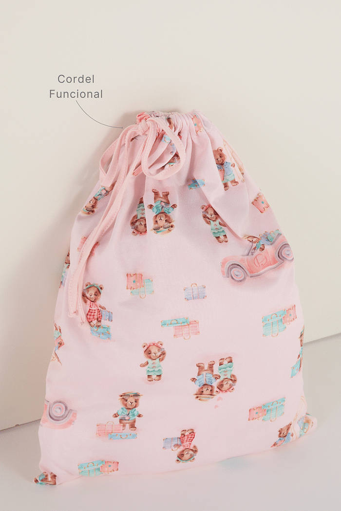 SAQUINHO DE VIAGEM EM MALHA SUBLIMADA 