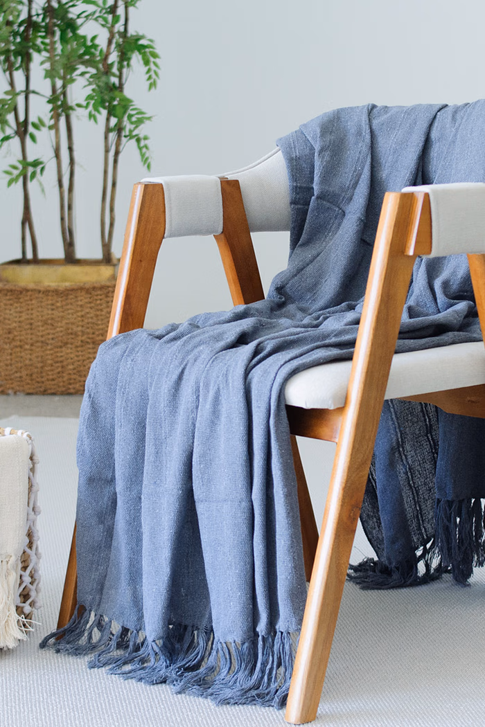 Manta De Sofá Artesanal Adele 150x200 Cinza Lunar