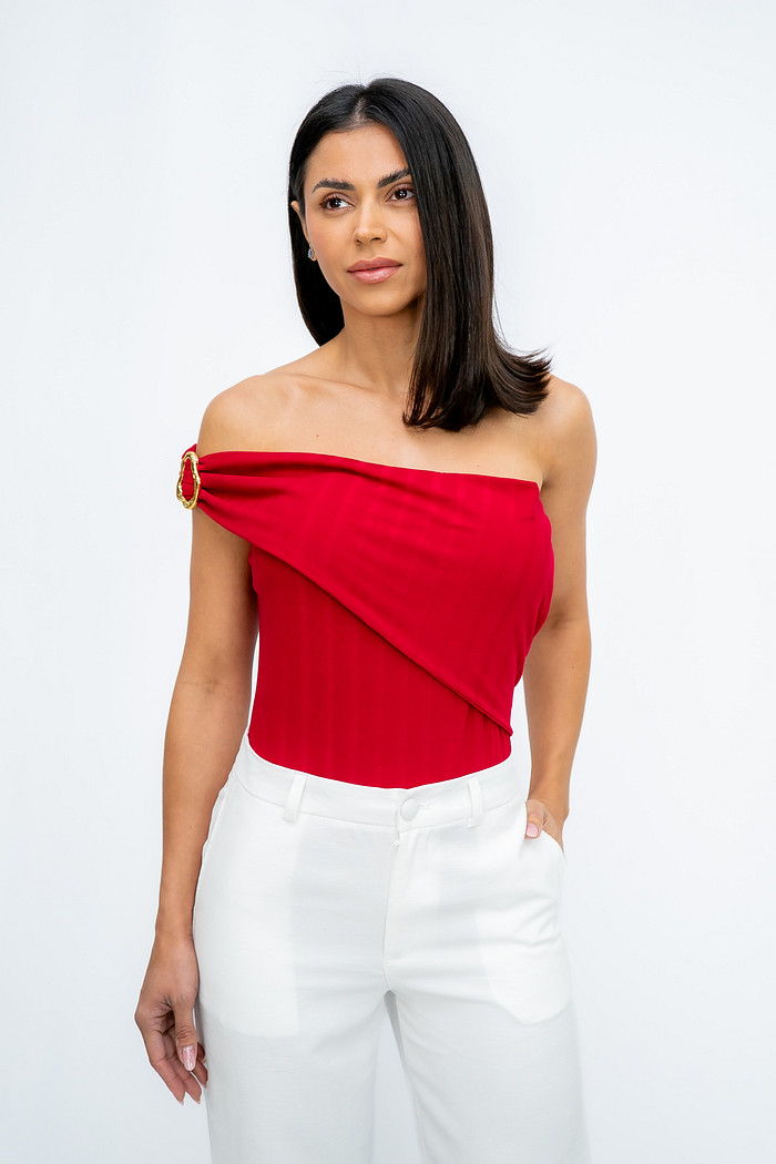 Body com Fivela de Um Ombro Só Vermelho