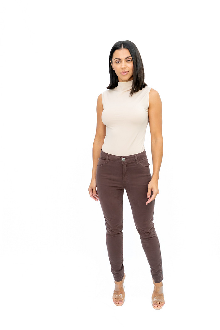 Calça Cigarrete Tradicional Marrom Lênis