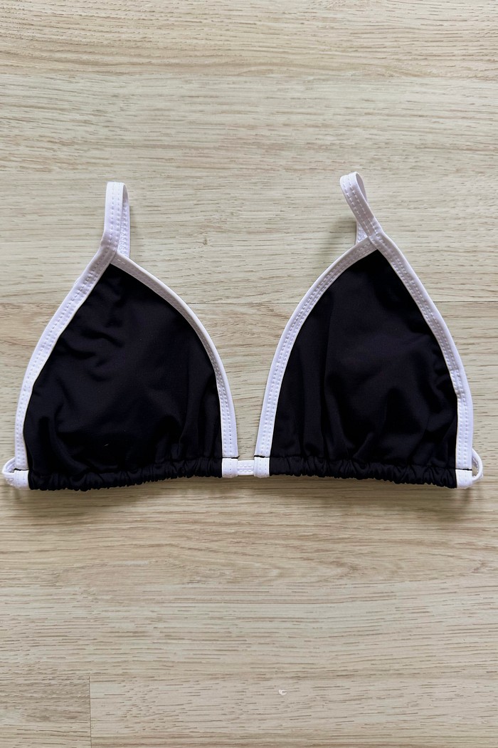 TOP SIMPLE BLACK+WHITE