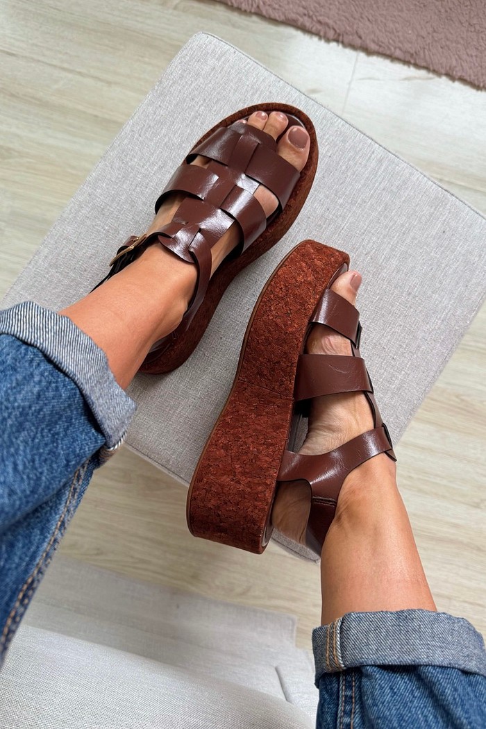 Sandália Marta Café  Flatform com Solado de Cortiça