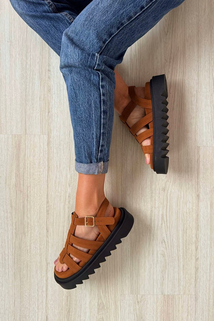 Sandália Caroline Caramelo