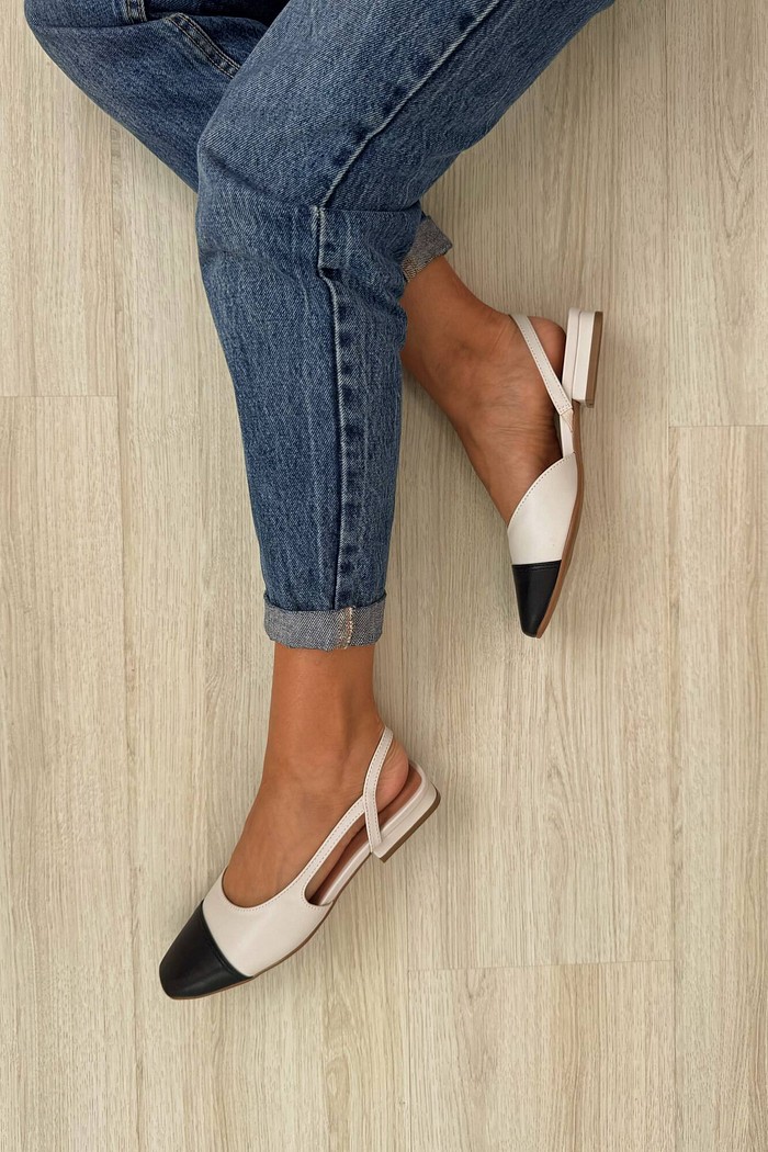 Flat Julie Off-White