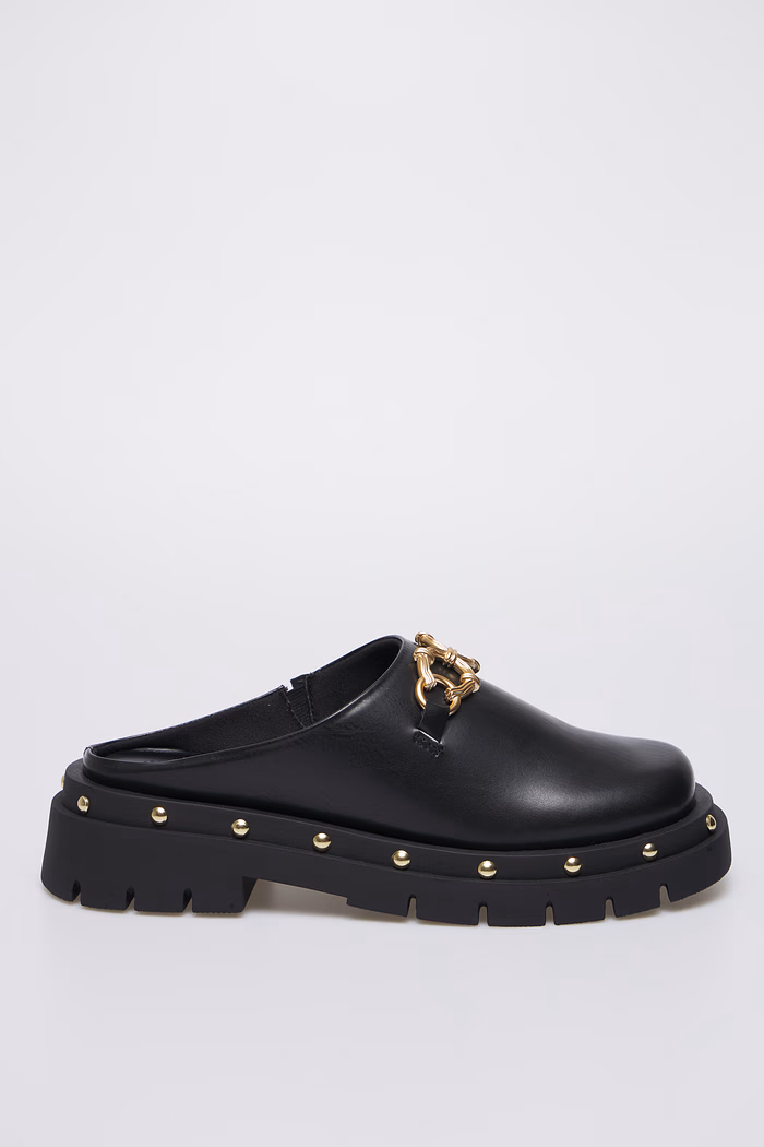 Mule Bárbara Preto