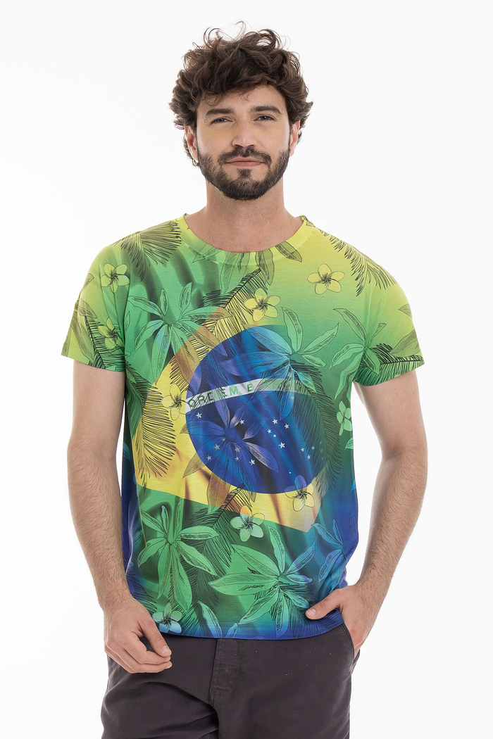Camiseta Básica Adulto Bandeira Brasil Folhagens