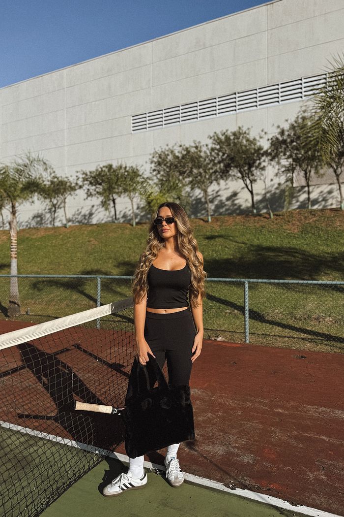 CALÇA LEGGING FLOW PRETA