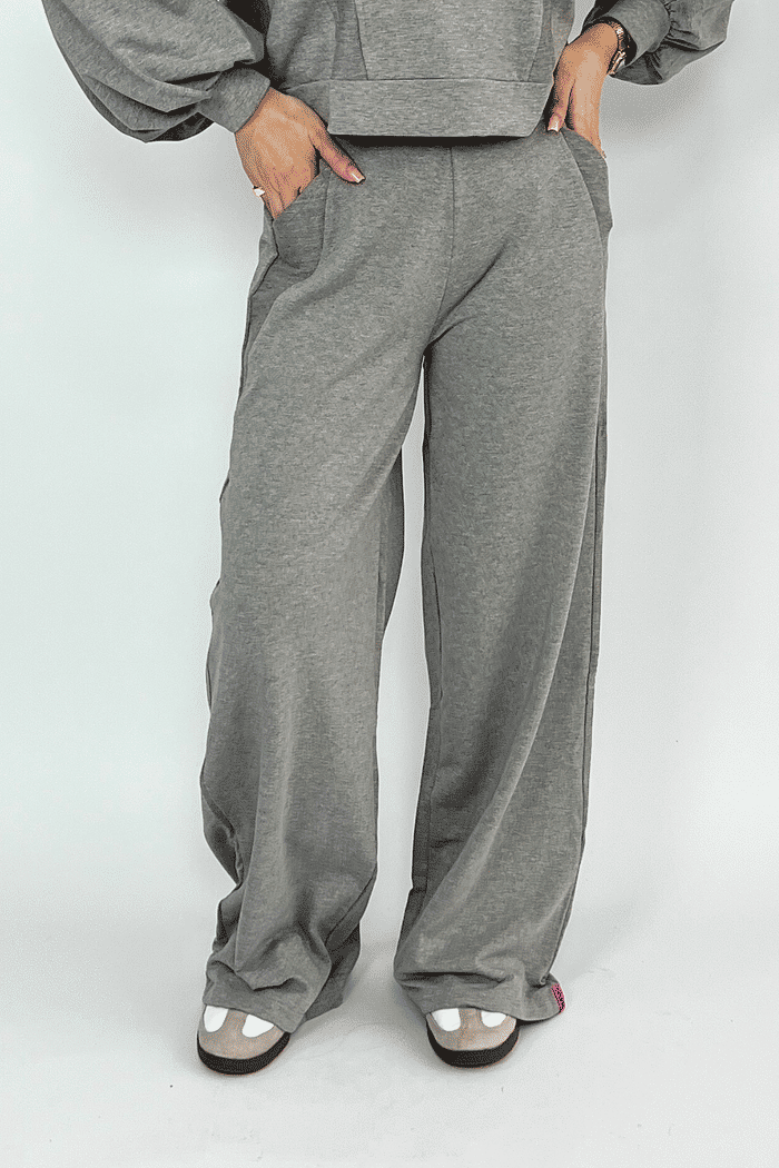 Calça Moletom Wide Leg Feminina Com Recortes Mescla Amalia