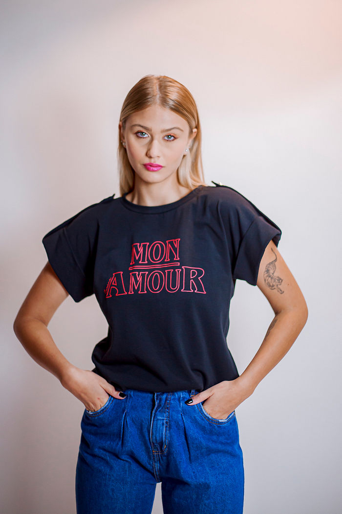 T-Shirt Martingale Feminina Algodão Mon Amour Preta