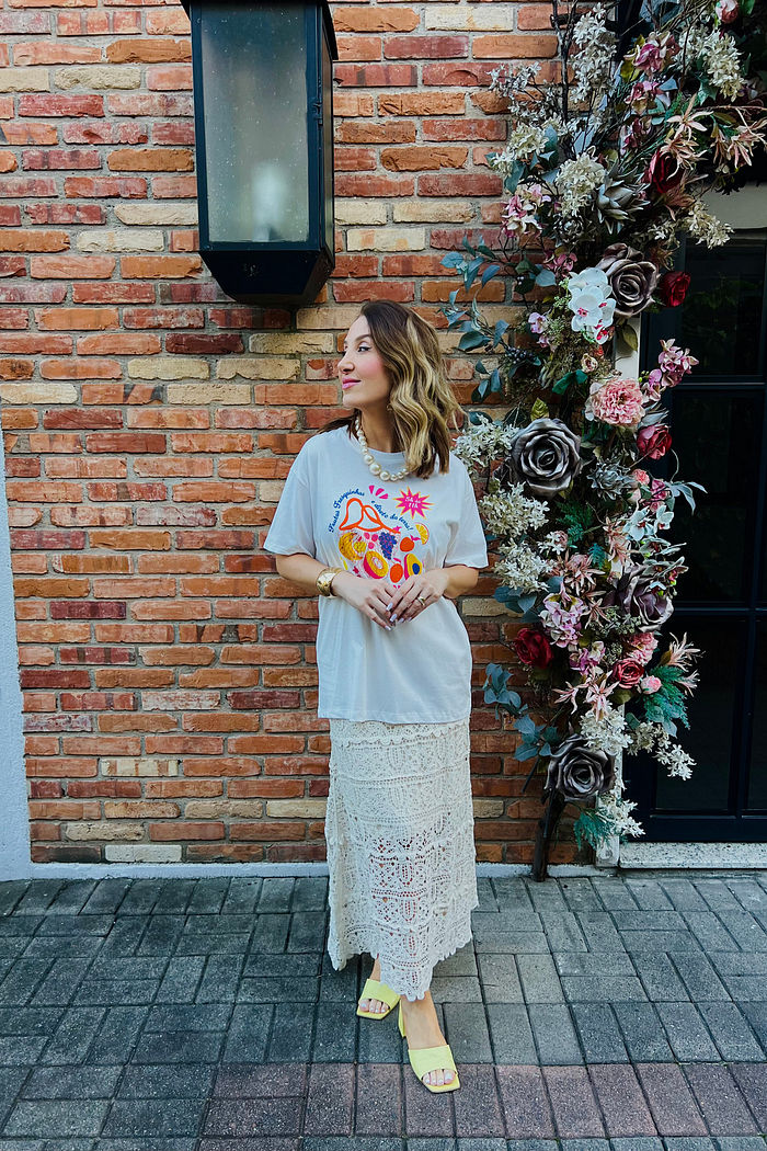 T-Shirt Over Fem Algodão Amaciado dia de Feira Off White