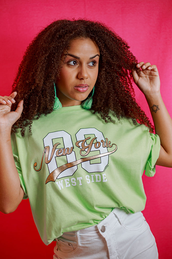 T-Shirt Oversized Feminina Viscolycra 89 New York Verde