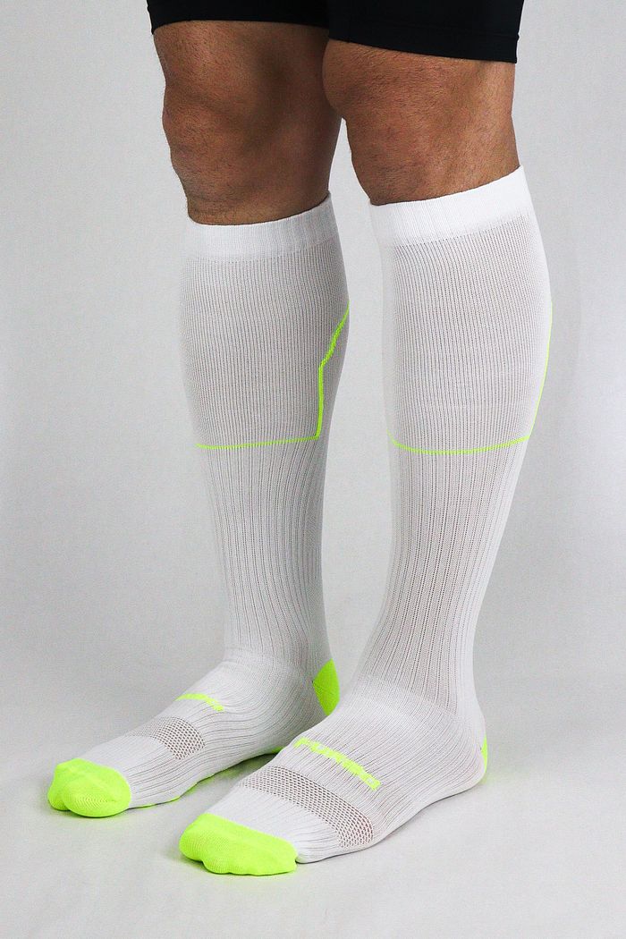 Meia de Corrida Emana® Stride