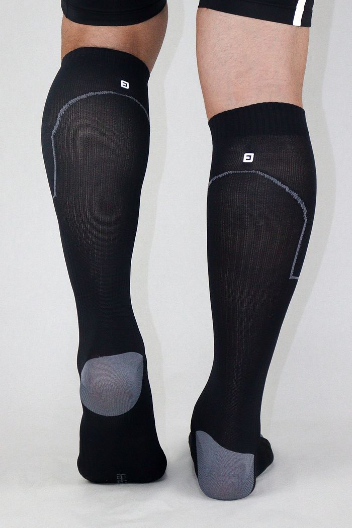 Meia de Corrida Emana® Stride