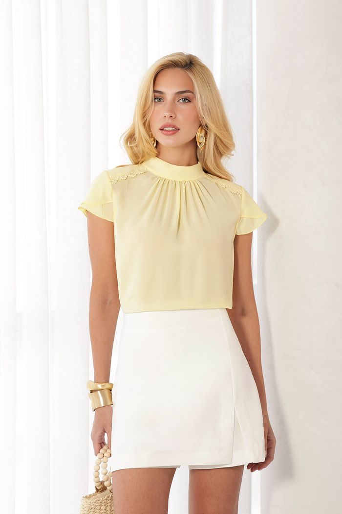 Blusa de Crepe com Renda - Milalai