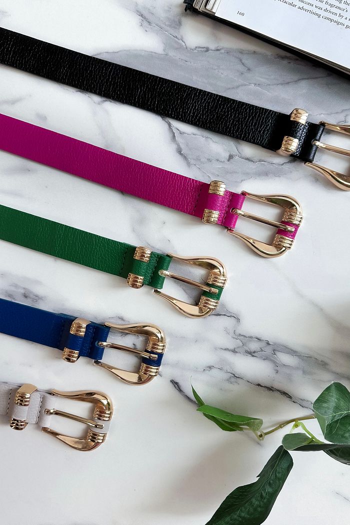 CINTO COURO C/ PONTA DOURADA NEUSA