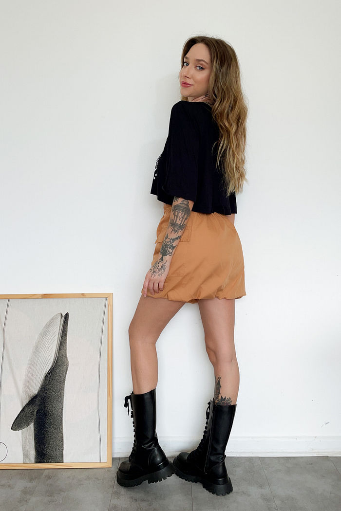 Saia Parachute Balonê Tricoline Caramelo