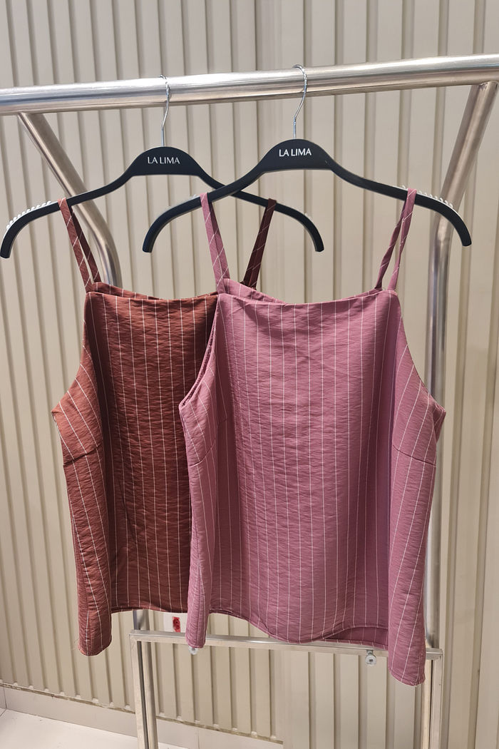 Blusa Risca de Giz com Alças Finas 2 Cores