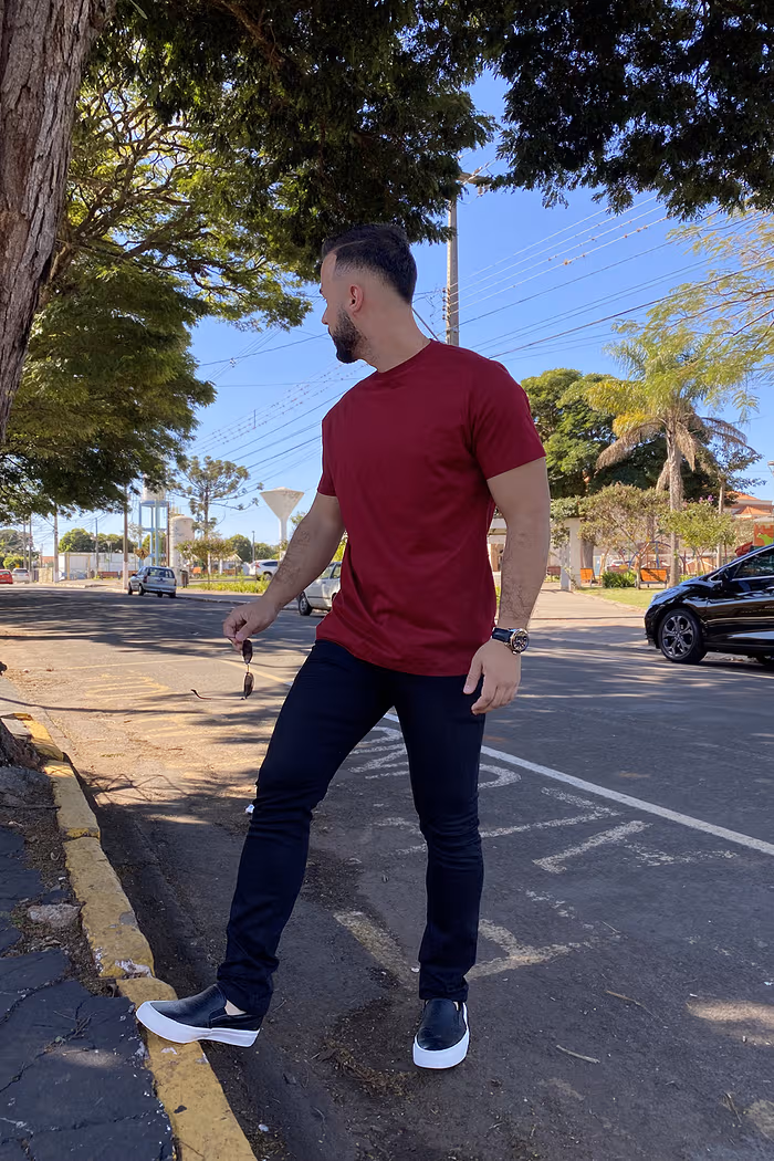 Max Tee Unissex Básica Bordô