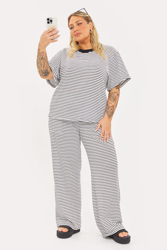 Calça Reta Tricô Bali Listrado