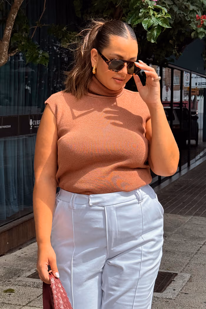 Regata Gola Alta Tricô Monalisa Mocha