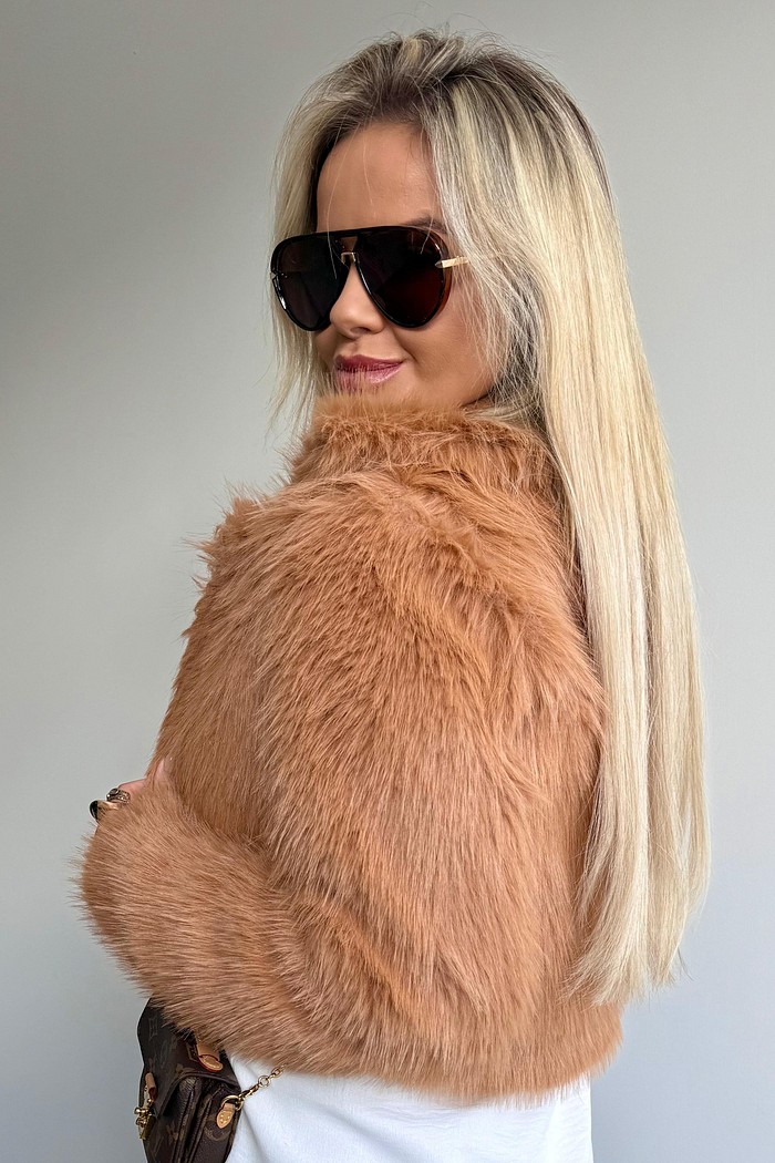 Casaco Poly Curto Caramelo