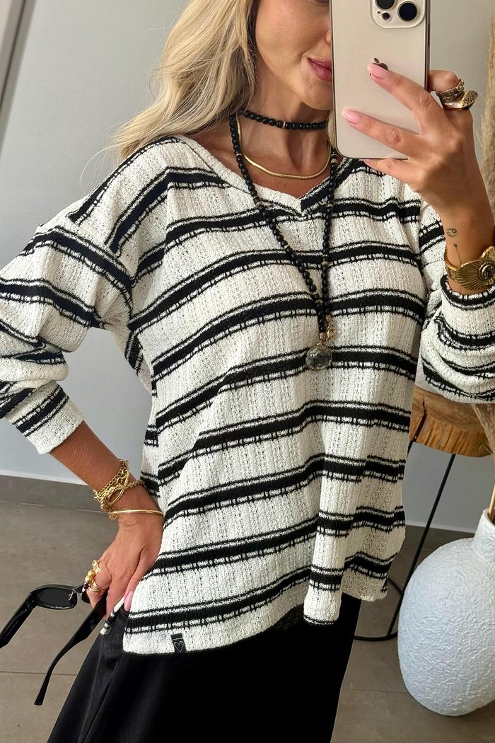 Blusa Ampla Tricot Listras Preta