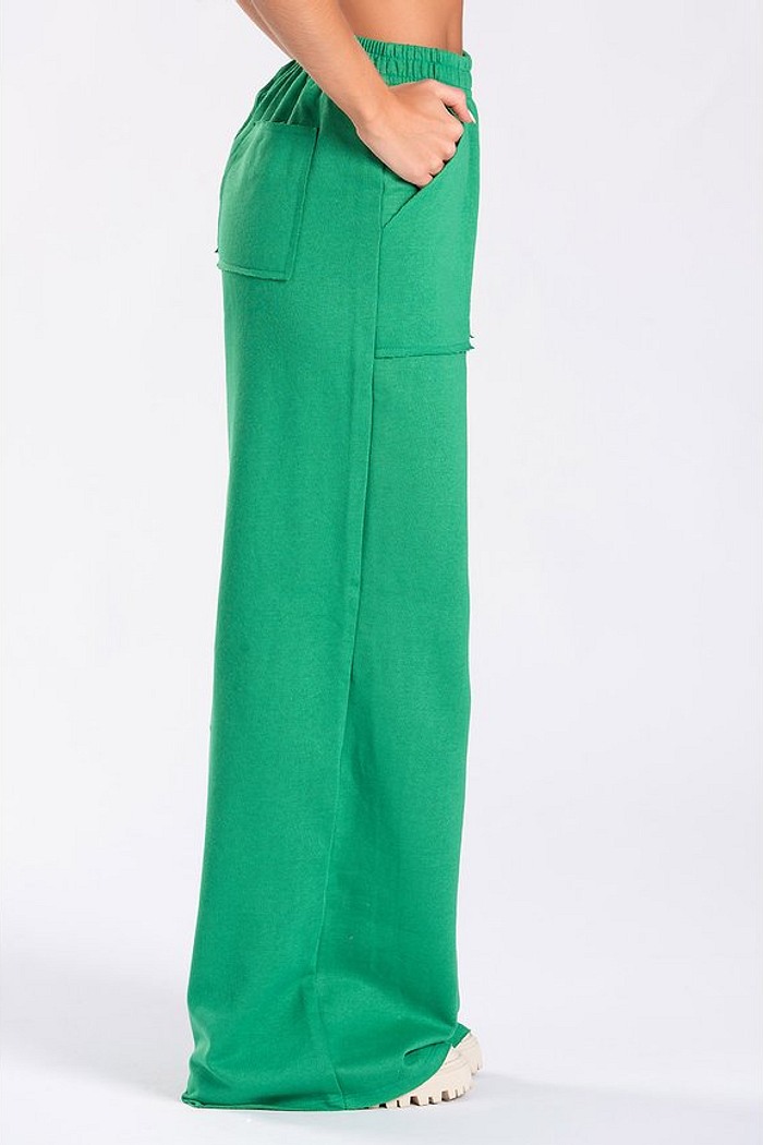 Calça Wide Leg Moletom Peluciada Verde Bandeira