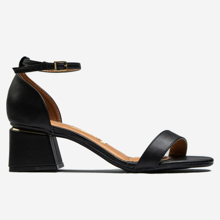 Sandália Vizzano Cabedal Tira Fina Calcanhar Fechado Salto Baixo Quadrado Detalhe Dourado Preto