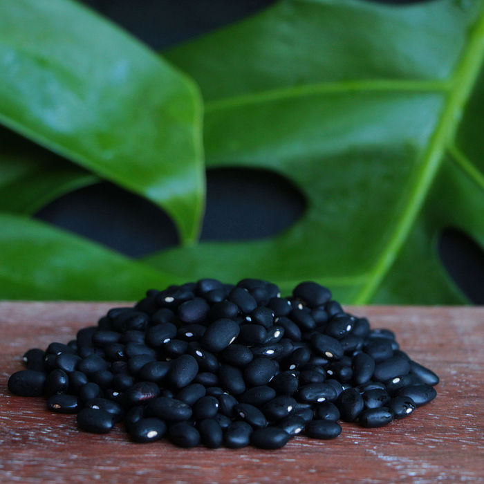 Feijão Preto Catado à Mão