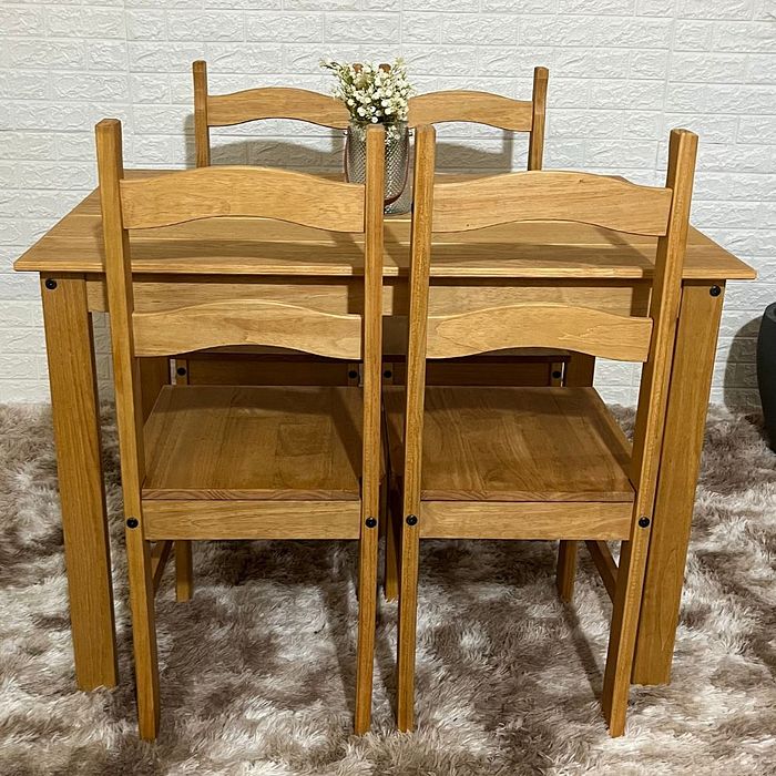 Conjunto Mesa Com 4 Cadeiras Madeira Maciça