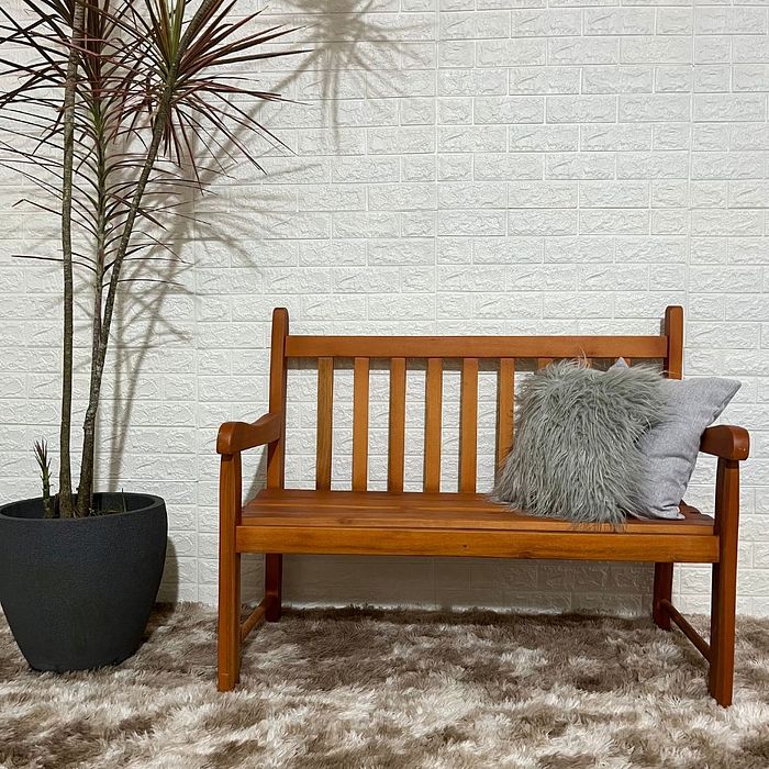 Banco de Jardim Namoradeira de Madeira 2 Lugares Com Verniz