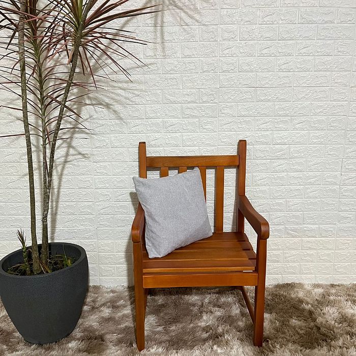 Banco de Jardim Namoradeira de Madeira 1 lugar Com Verniz