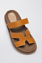 Flat Isadora Camel