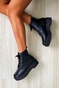 Bota Love Preto